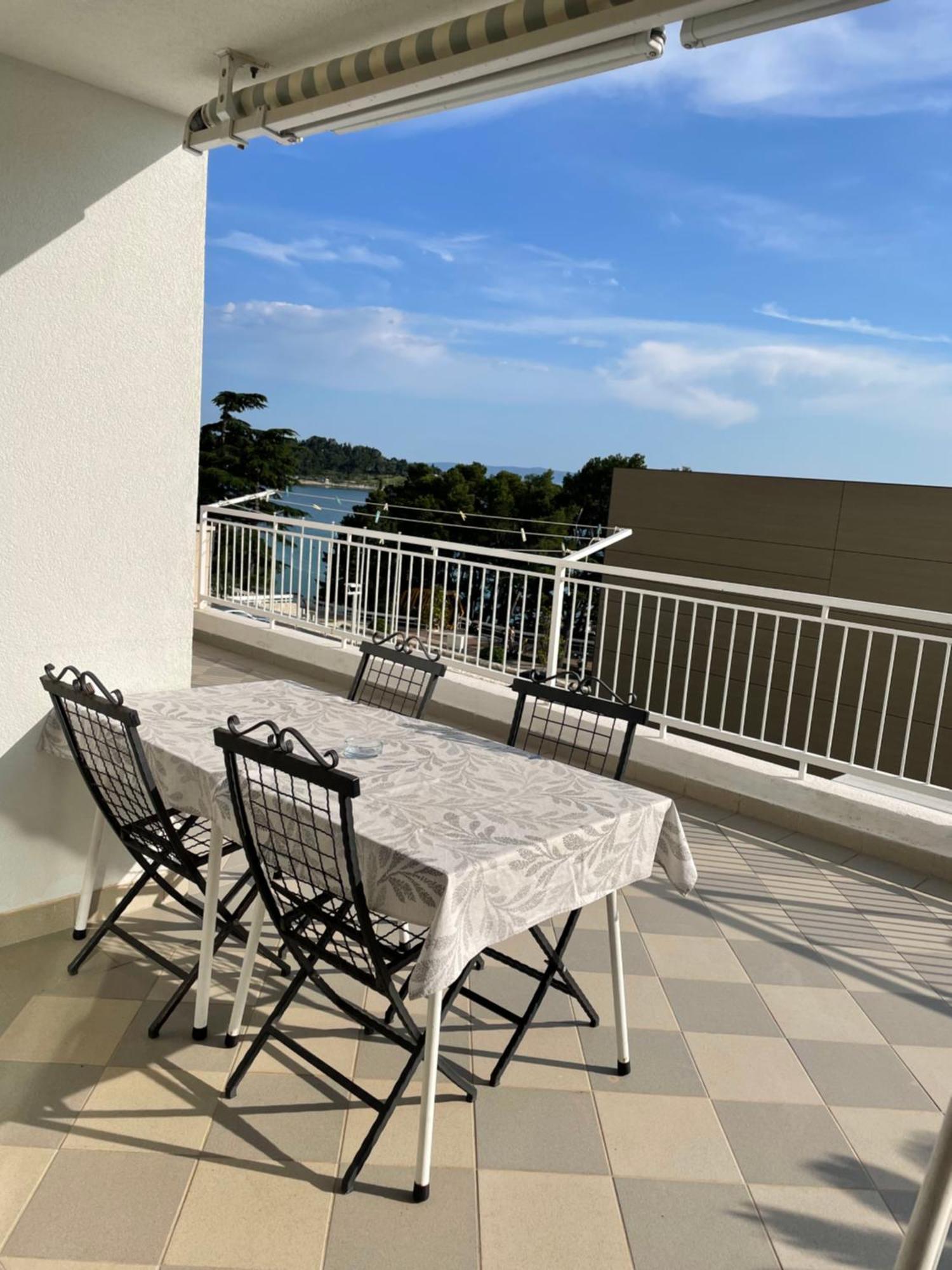 Apartments Villa More